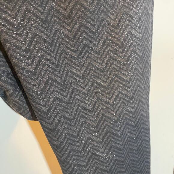 Torrid Studio Premium Ponte Stretch Ankle Skinny Pant Grey Chevron Sparkle Sz 26 - Picture 6 of 10